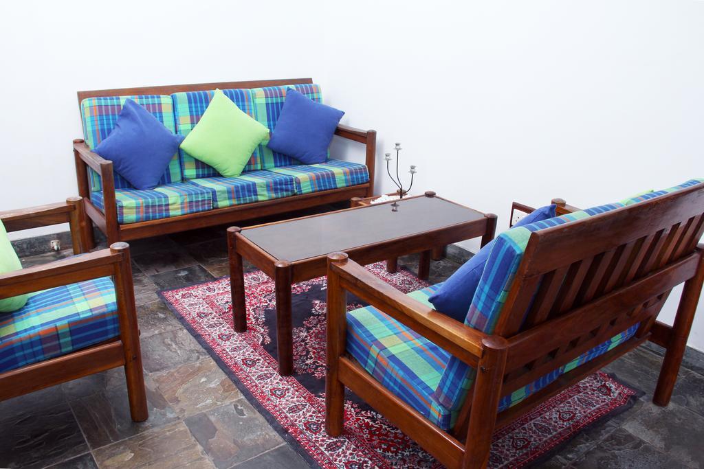 Bethel Rest Homestay Канди Екстериор снимка
