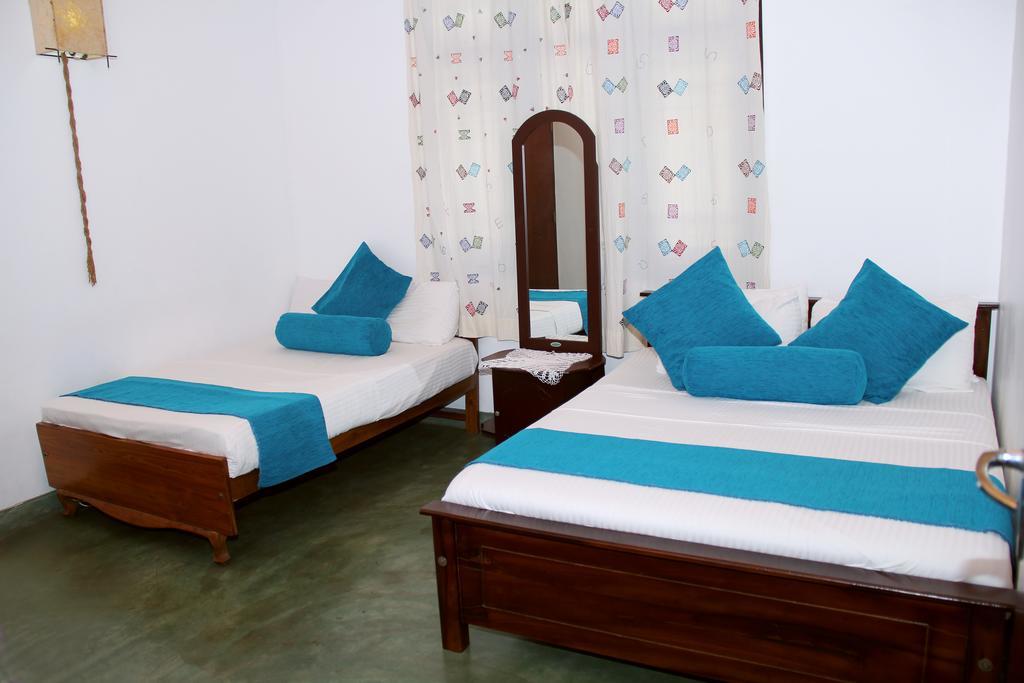 Bethel Rest Homestay Канди Екстериор снимка